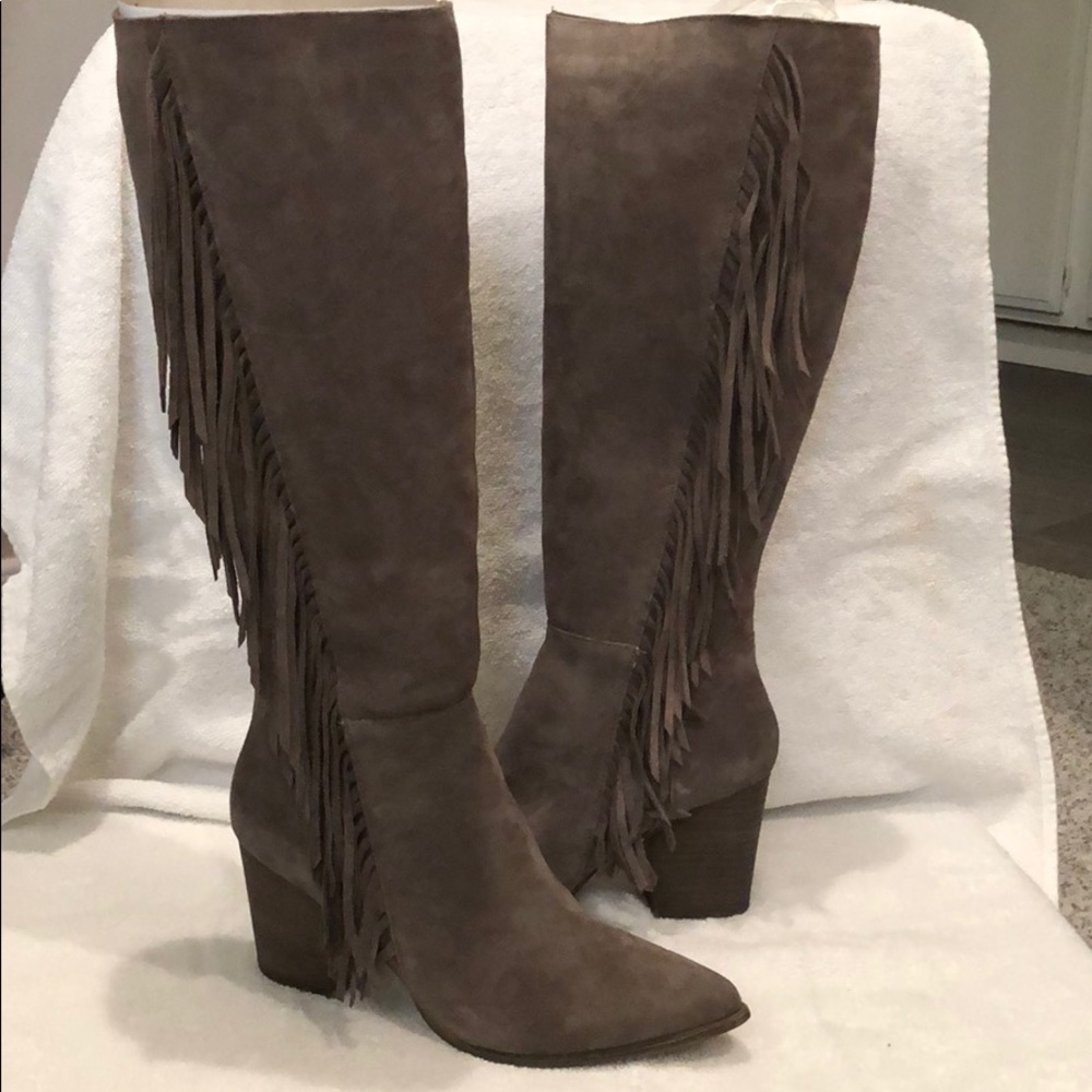 Steve Madden Taupe Suede Fringe Boots